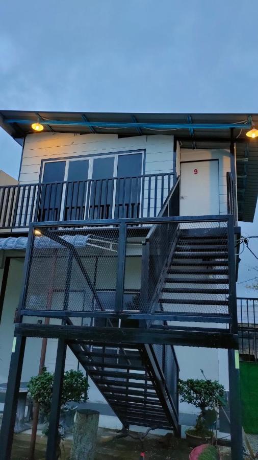Aleesa Roomstay Pasir Puteh Bagian luar foto